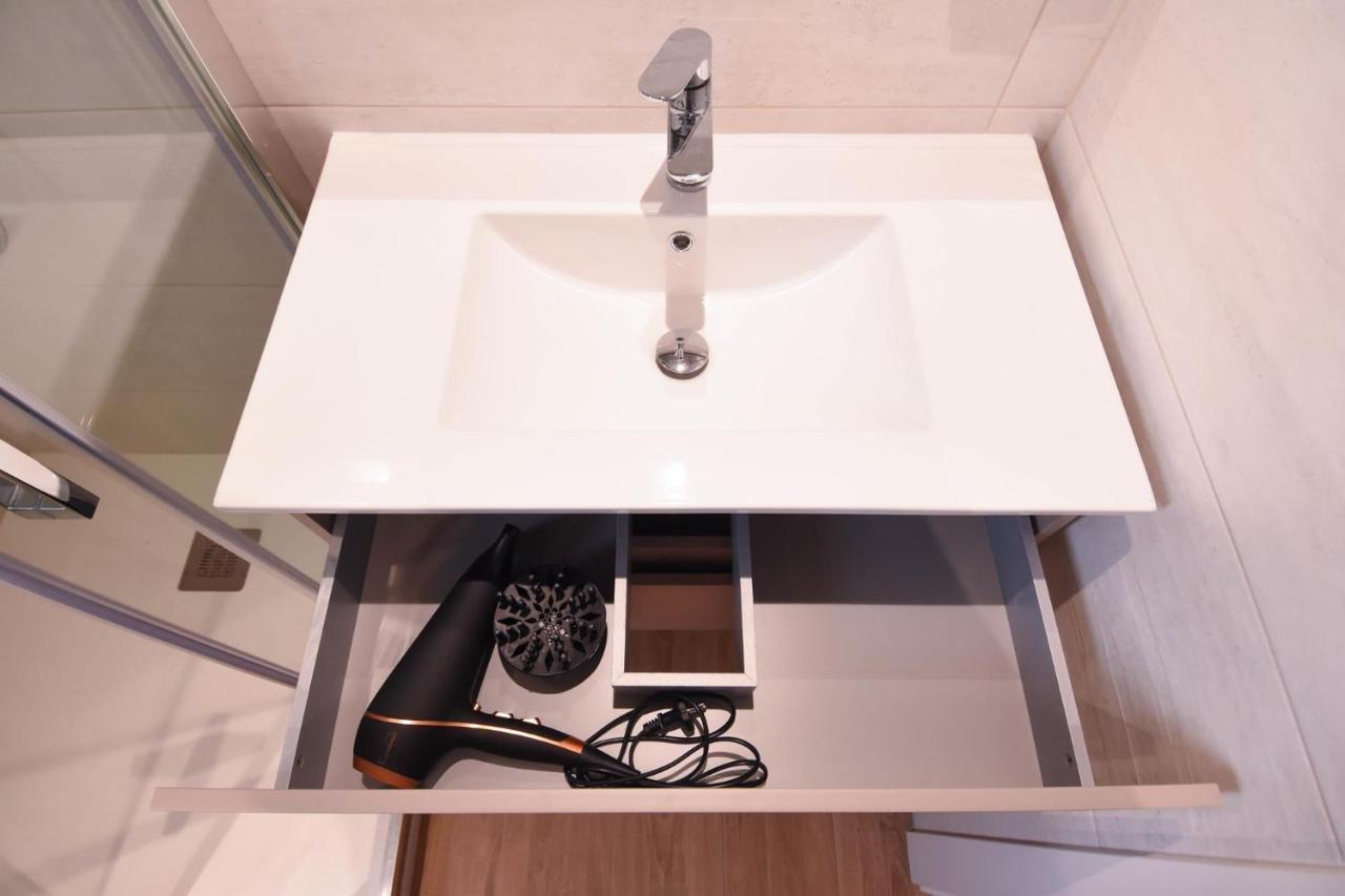 Apg Girona Carme 19 Appartement Buitenkant foto